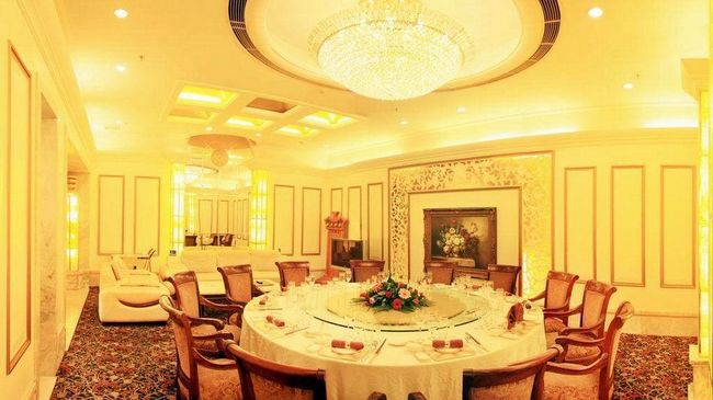 Huarong Hotel 宜賓市 レストラン 写真